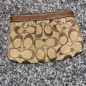 Coach Pouch